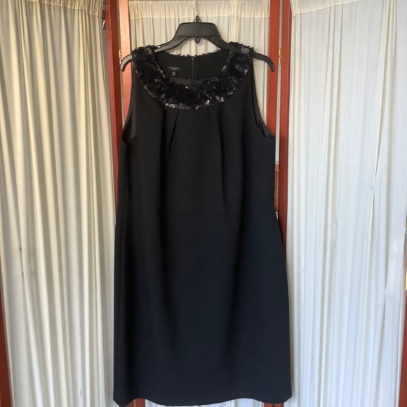 Talbots Black Sleeveless Dress Wool Blend With Beaded Neckline Size 18W - Picture 5 of 8